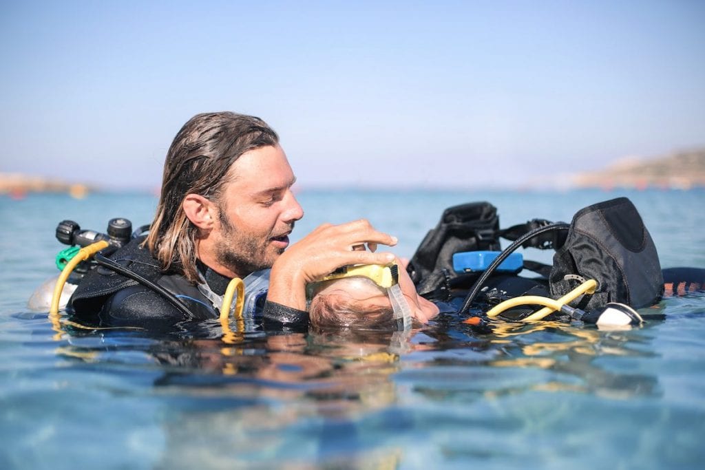 learn to be a padi rescue diver koh tao