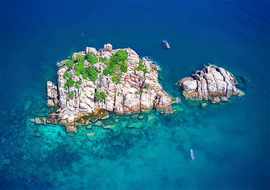 Shark island dive site, Koh Tao, Thailand