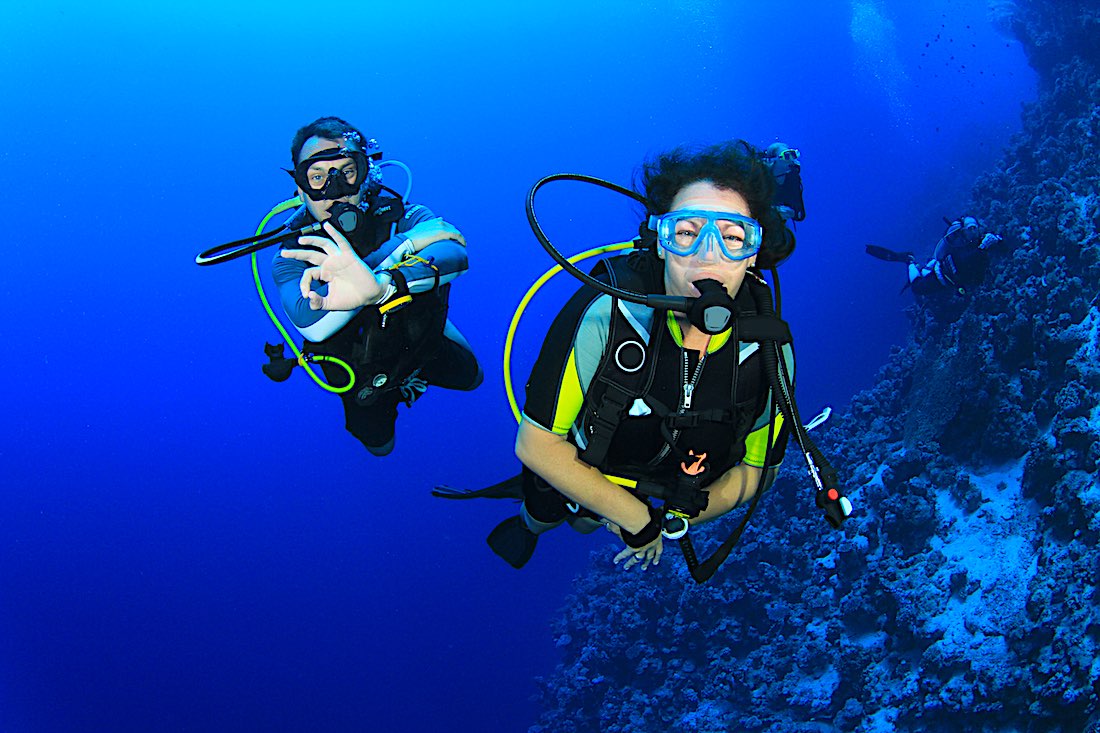 Reduce Covid Risk Scuba Diving - Buddy System