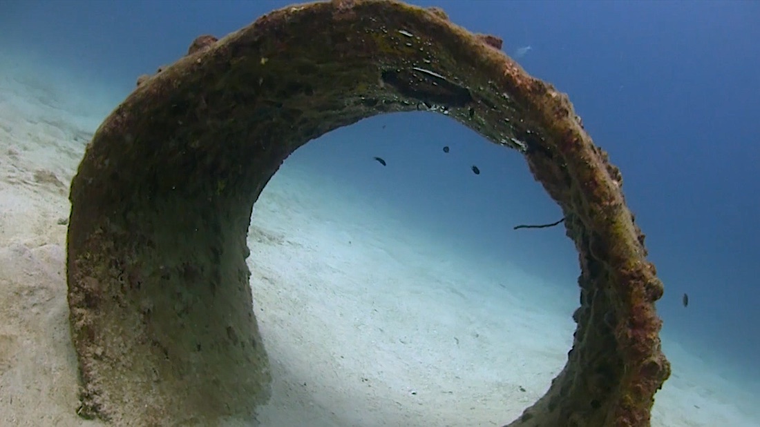 Buoyancy World Dive Site Artificial Structures