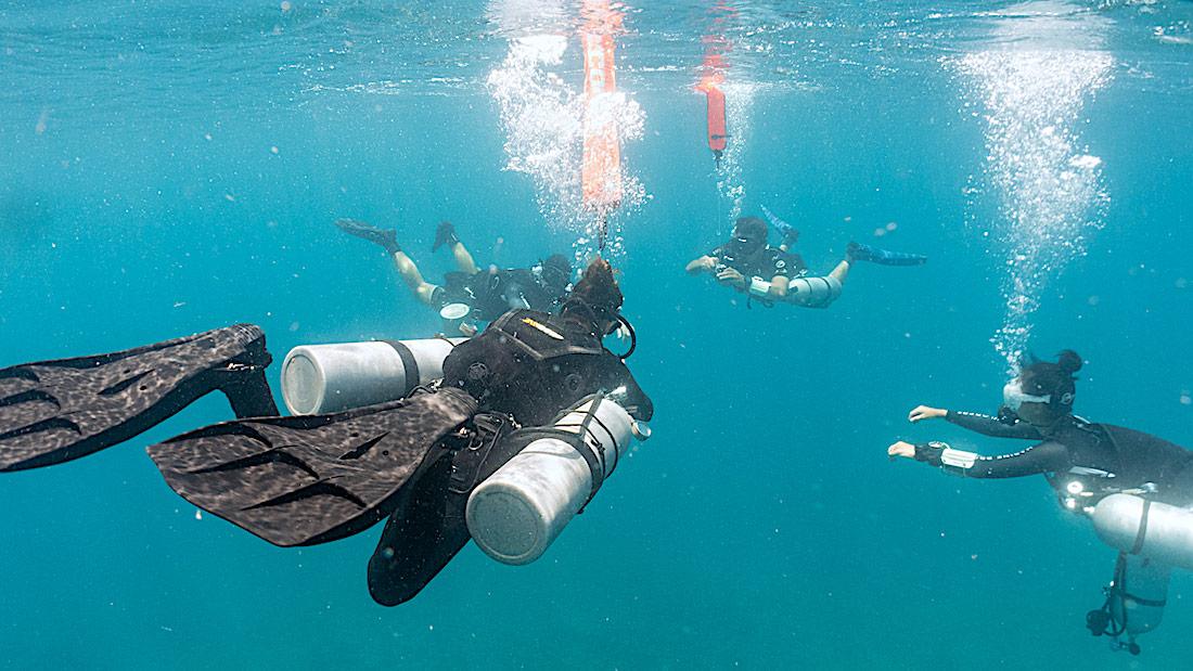 Learn to become a Sidemount Diver on Koh Tao