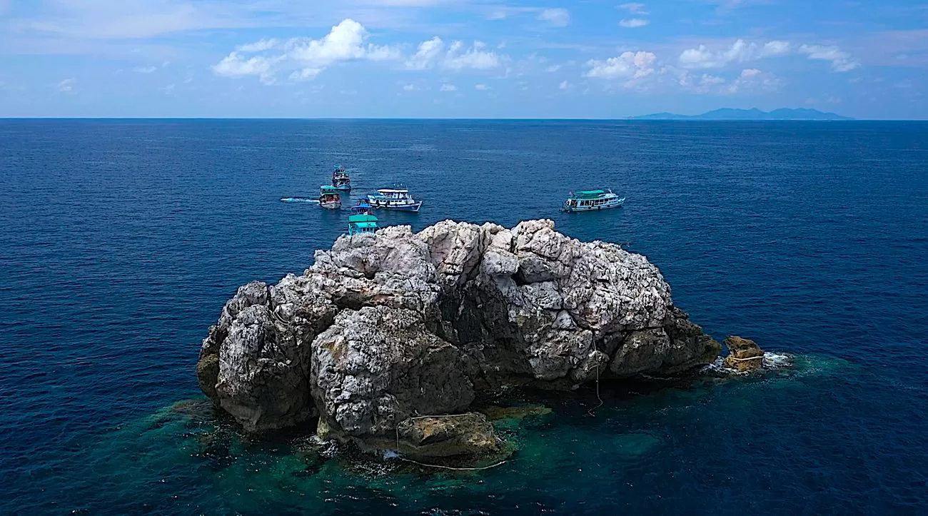 Fun Diving at Sail Rock Dive Site in Thailand