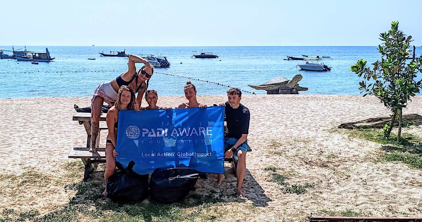 Marine Conservation Internships - Regular Beach Cleans to Remove Plastic