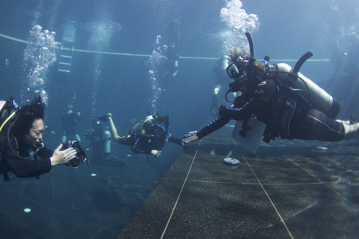 Demonstrating Skills in Confined Water