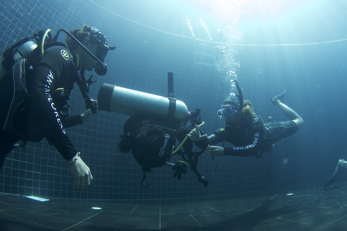 Confined Water Neutral Buoyancy Skills